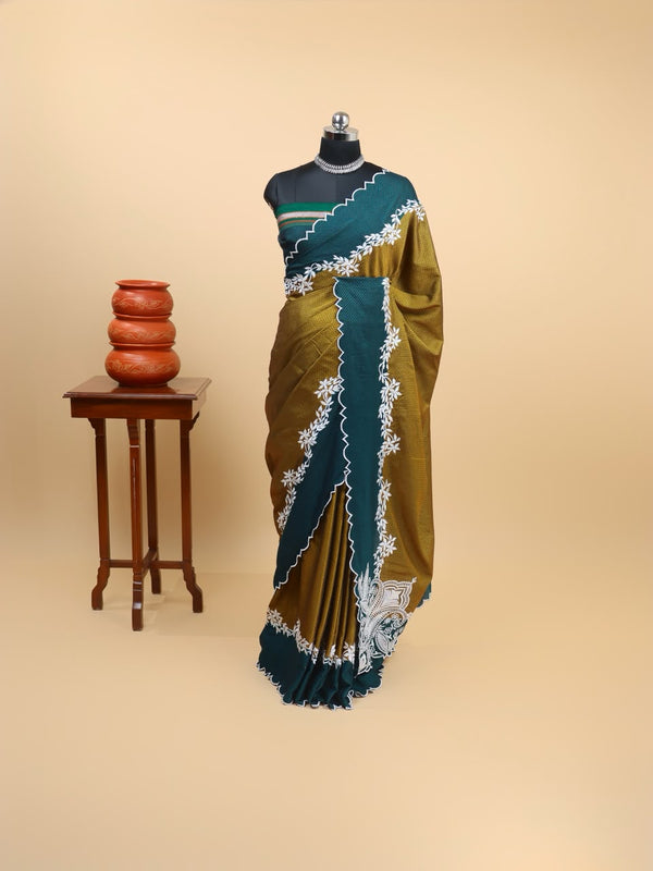 Parineeta Khun Saree