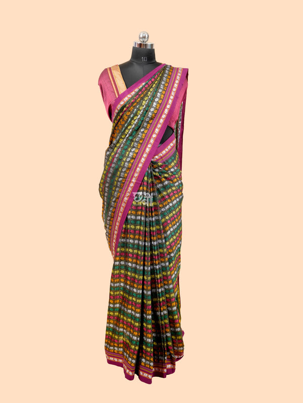 Gajmayuri Khun Saree