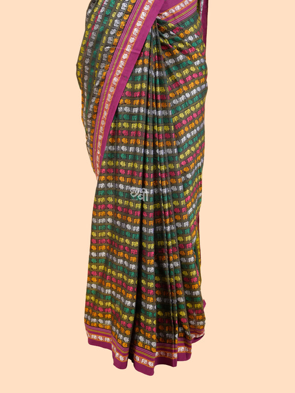 Gajmayuri Khun Saree