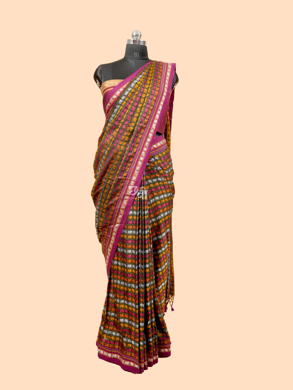 Gajmayuri Khun Saree