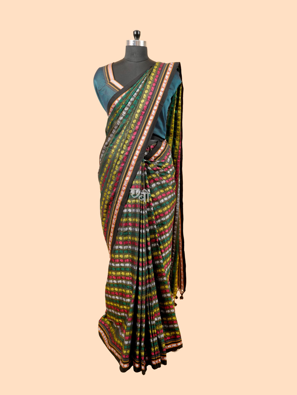 Gajmayuri Khun Saree