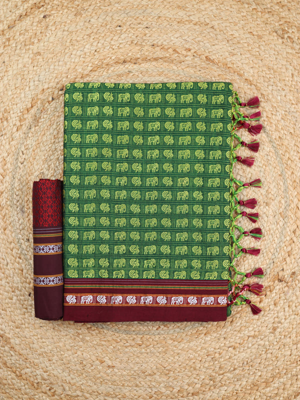 Gajmayuri Khun Saree