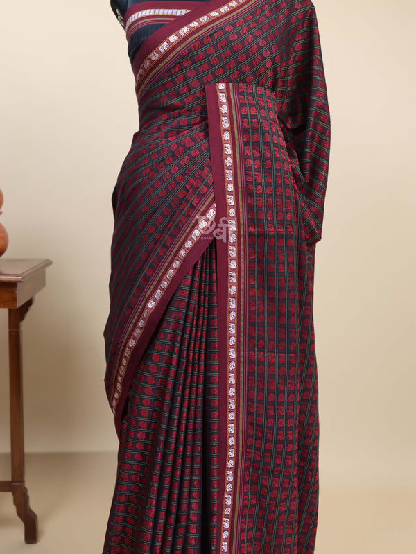 Gajmayuri Khun Saree