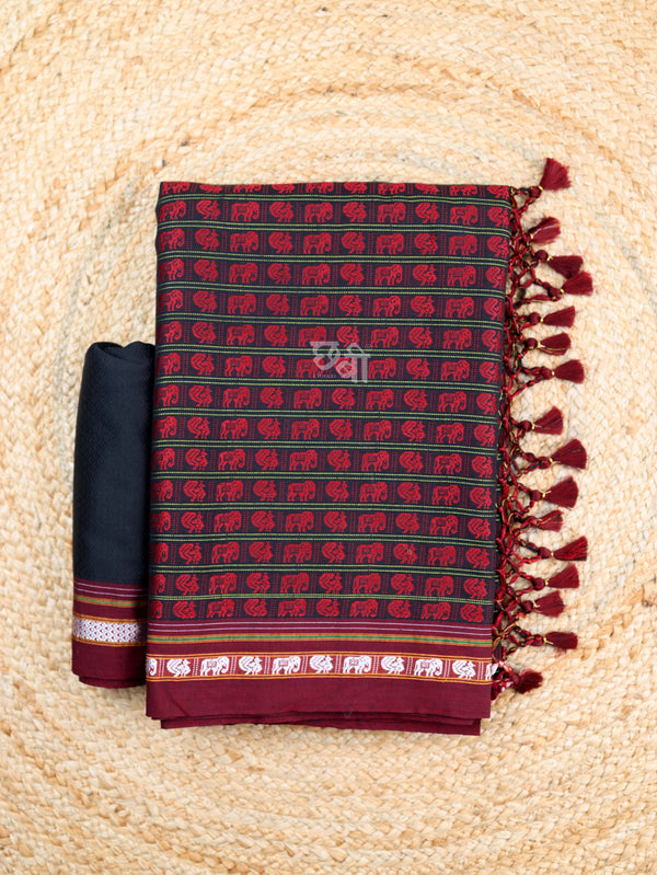 Gajmayuri Khun Saree