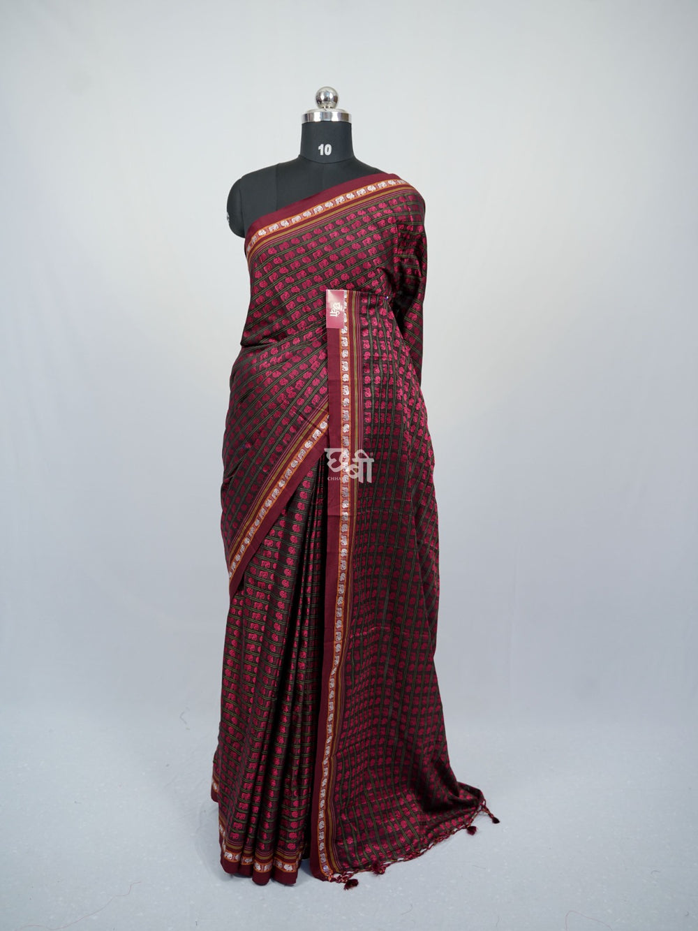 Gajmayuri Khun Saree