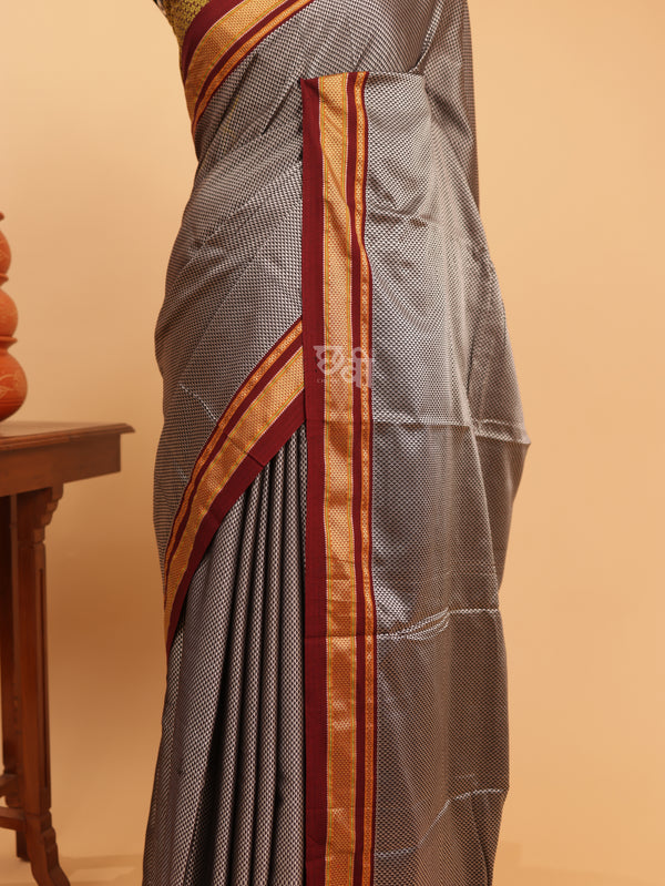 Running Pallu Khun Saree