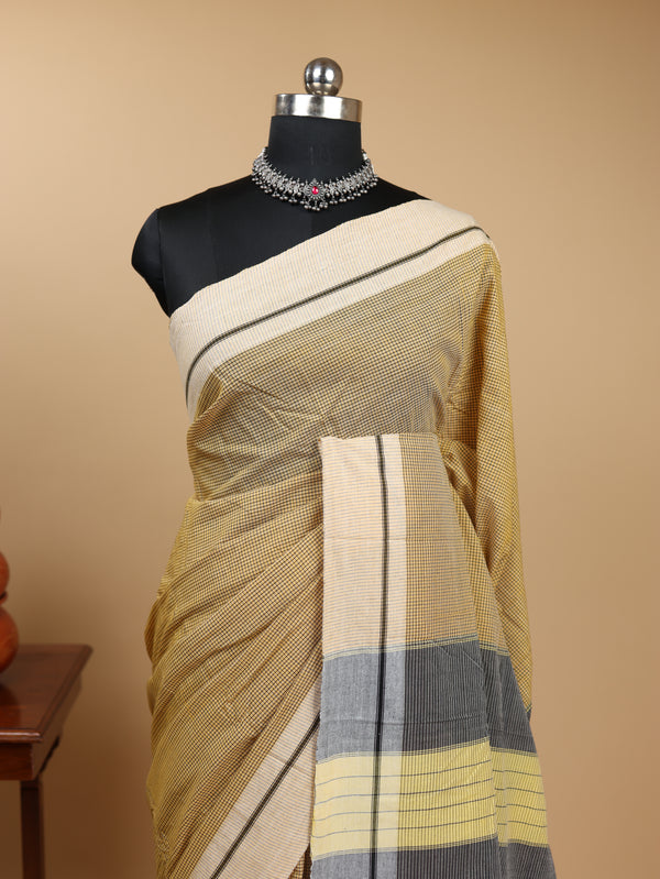 Patteda Anchu Cotton Saree