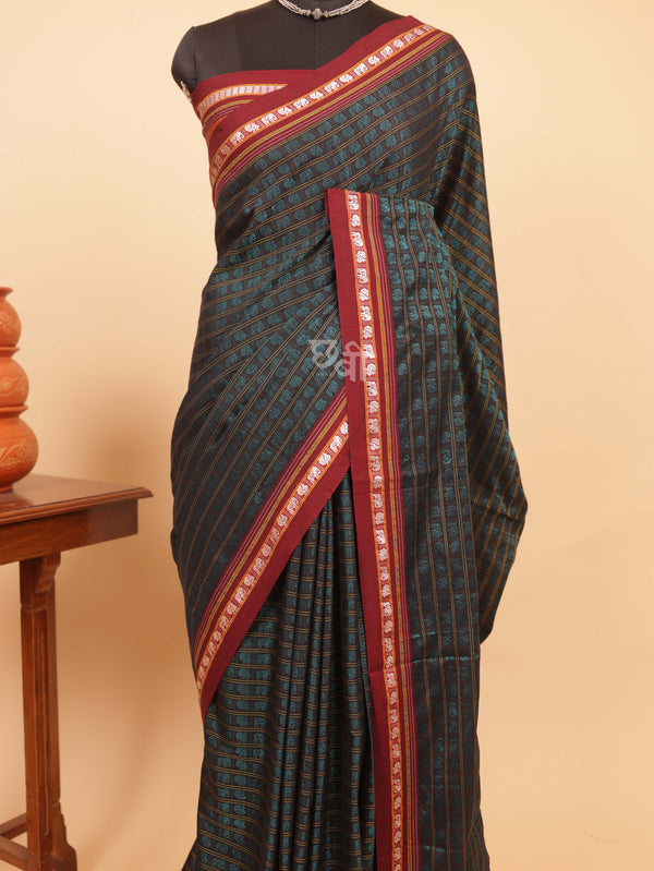 Gajmayuri Khun Saree